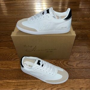 Vintage Havana Crisp 2 Sneakers White, Tan, Gray & Black Women’s Size 9